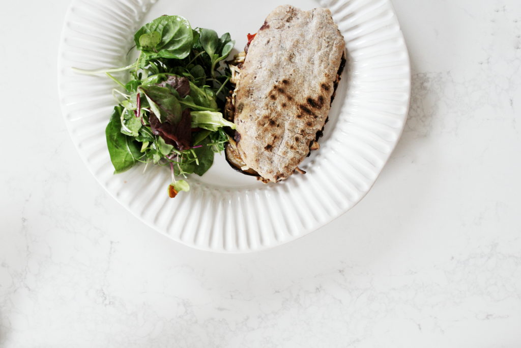 Sorelle & Co: Mediterranean Panini