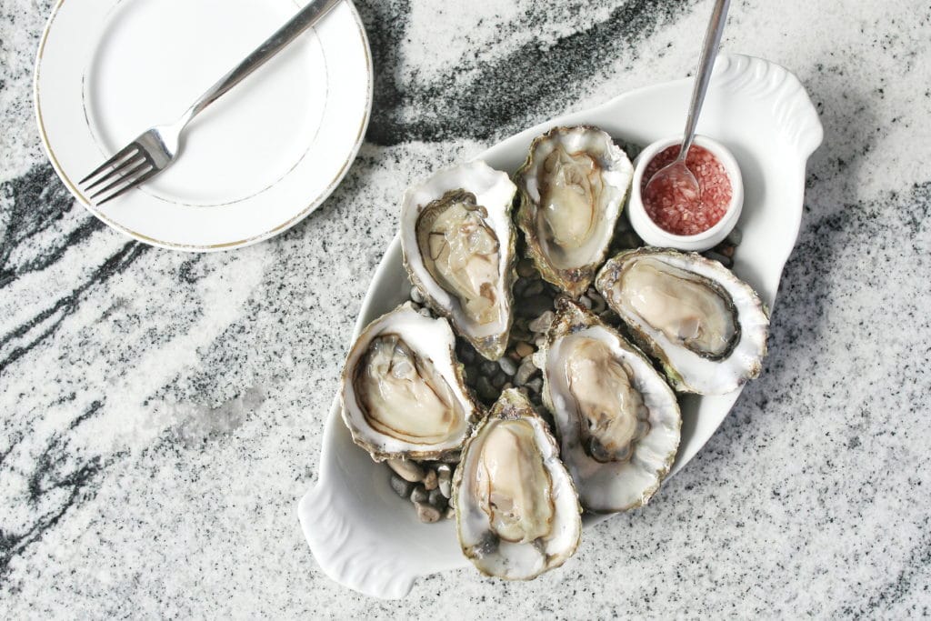 Chabrol: Oysters