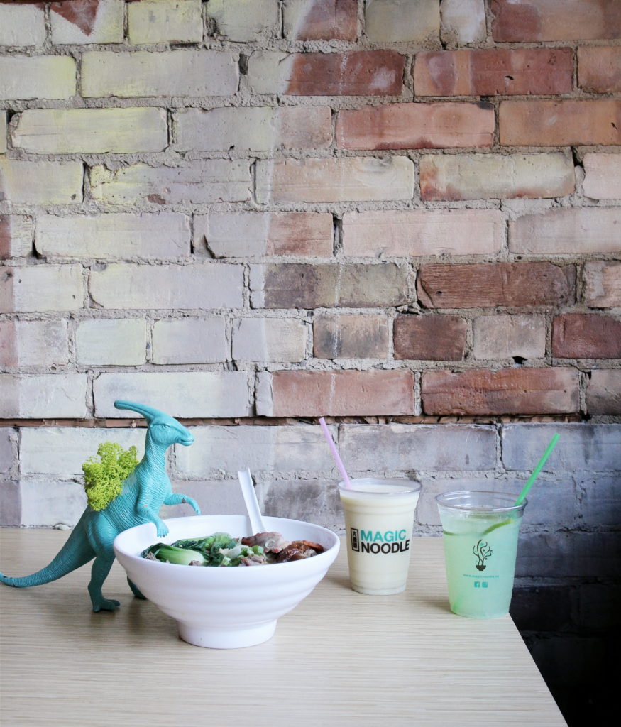 Magic Noodle: Infinity Edge Drink + Frozen Heart Smoothie