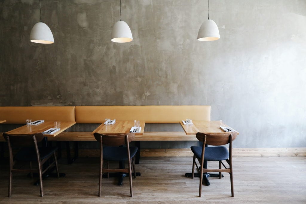Canis: Interior, banquette