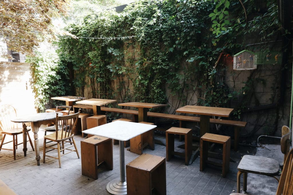 Fonda Lola: Backyard Patio