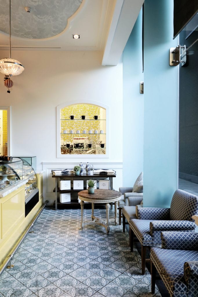 Colette Grand Café: Interior, bakery café area