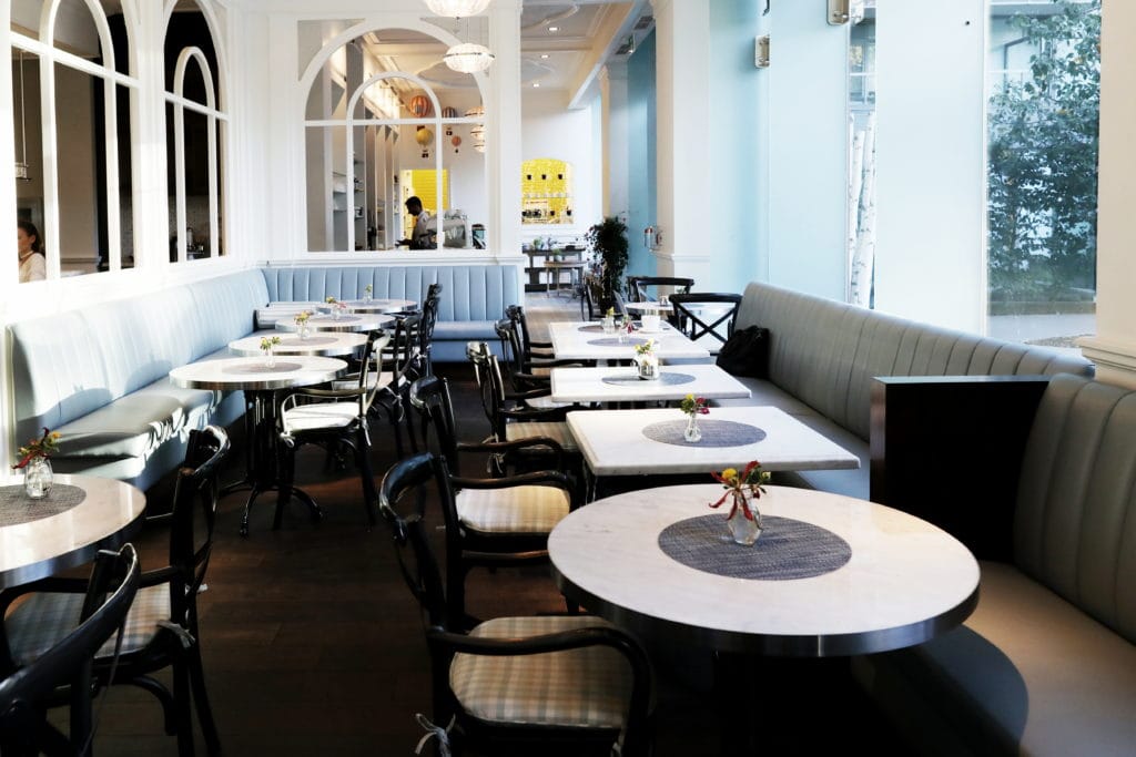 Colette Grand Café: Interior, bakery café seating