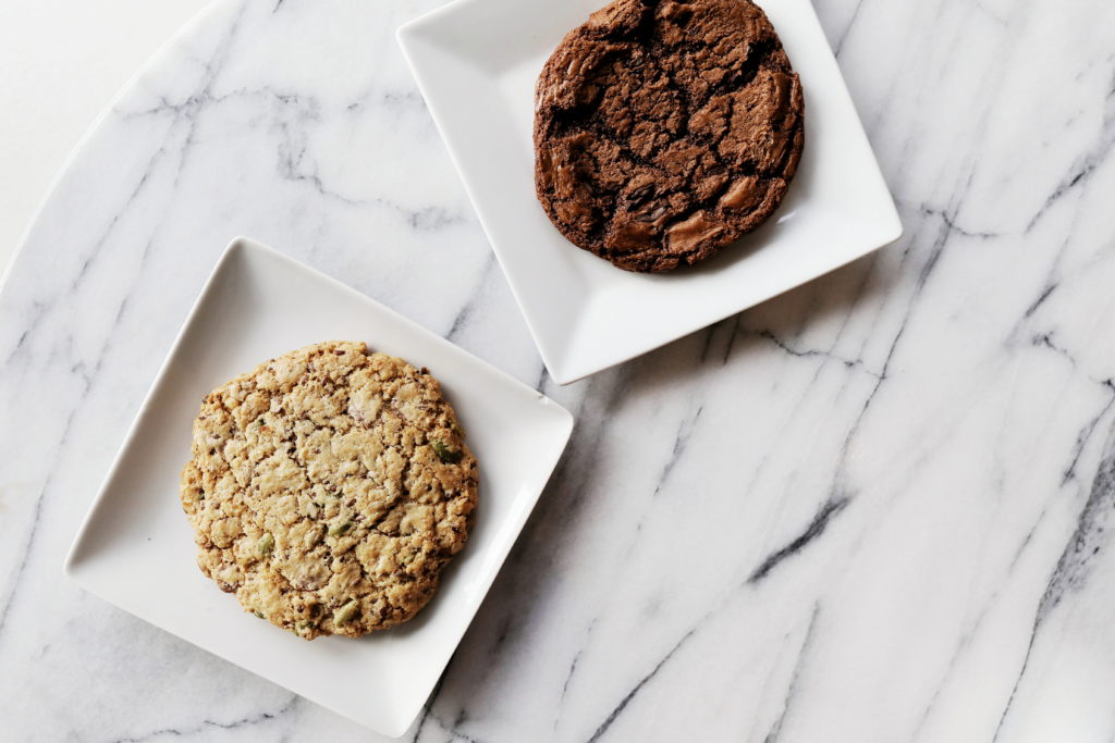 Red Bulb Espresso Bar: Canadian Rockie Cookie + Chocolate Nutella Cookie