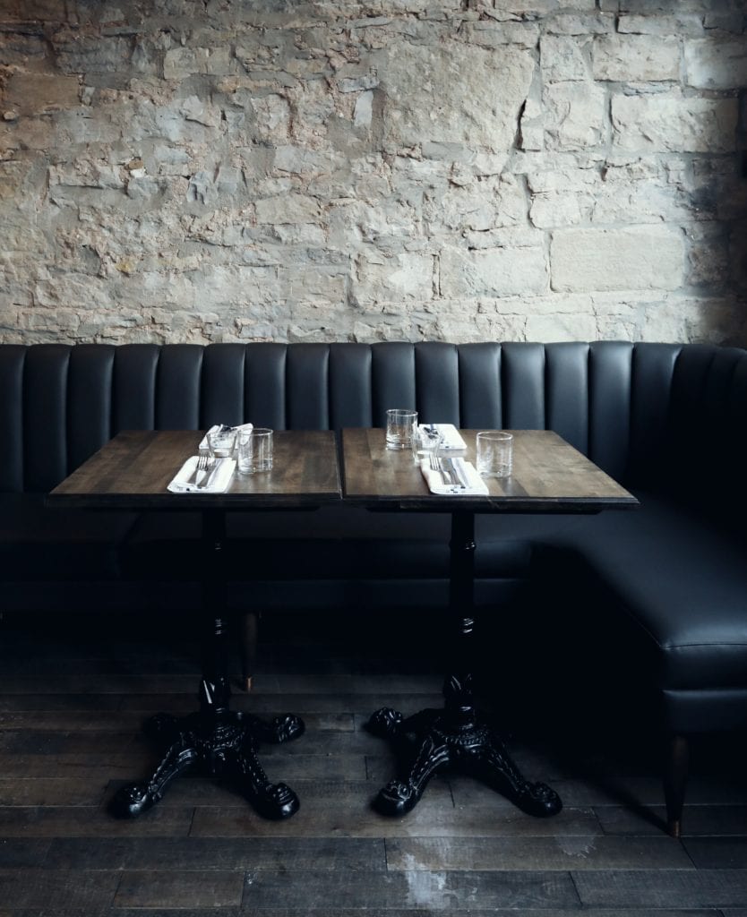 The French: Interior seating
