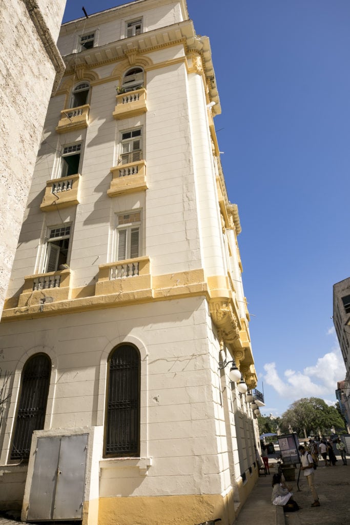 Havana, Cuba: Plaza de La Catedral, Try a Bucket Lunch from Marisa