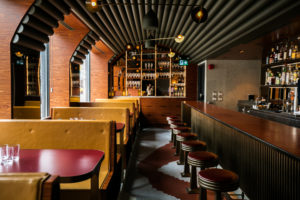 Aloette: Interior